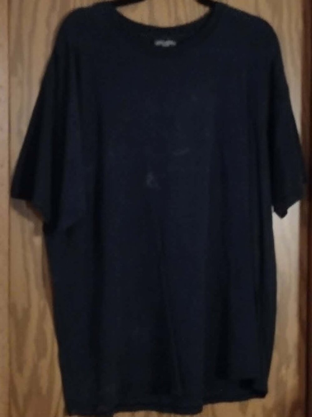 men XL - Steve & Barry's Short Sleeve Crew Neck Black T shirt - Flawed